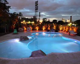 Iluminação para piscinas