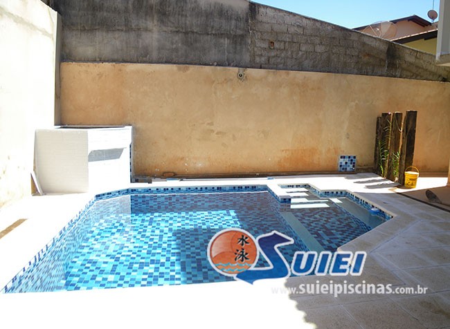 Suiei Piscinas