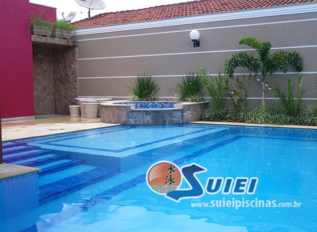 Suiei Piscinas