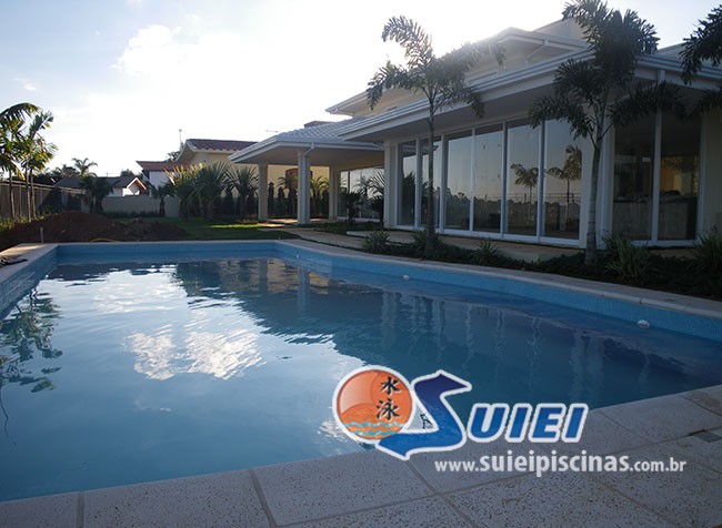 Suiei Piscinas