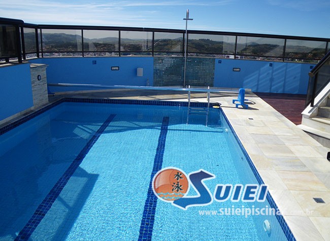 Suiei Piscinas