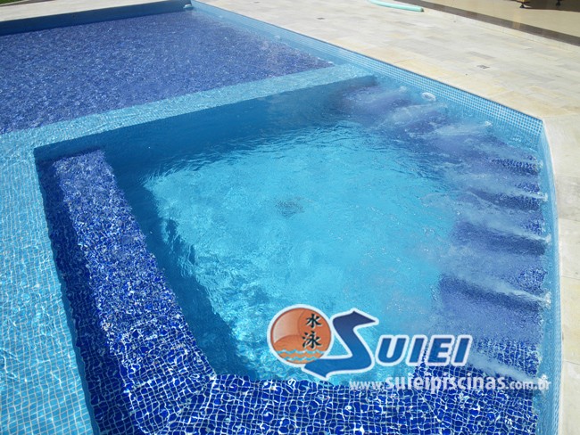 Suiei Piscinas