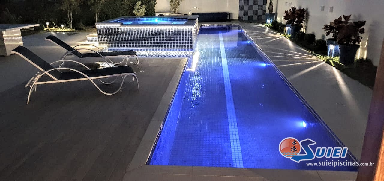 Suiei Piscinas