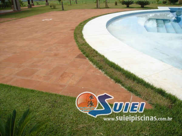 Suiei Piscinas