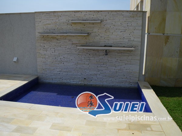 Suiei Piscinas