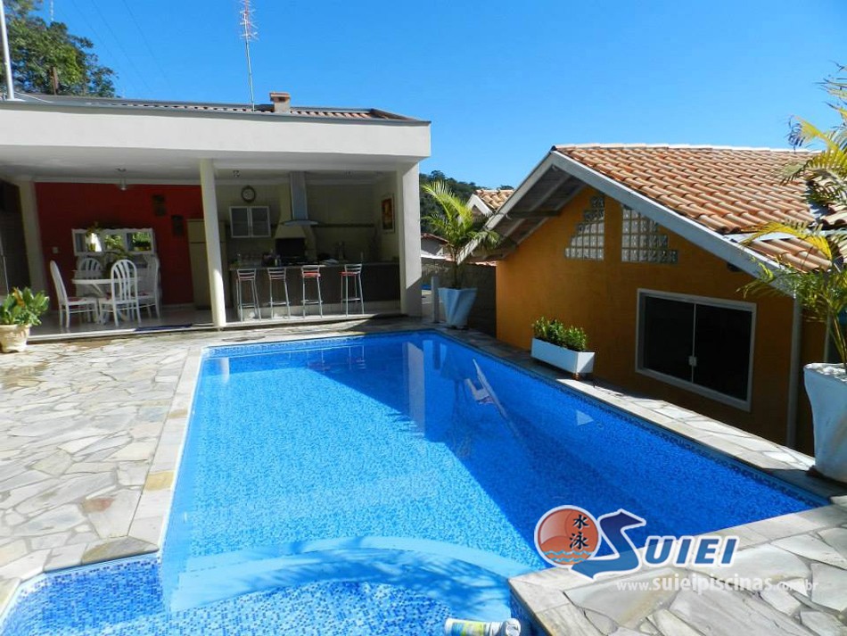Suiei Piscinas