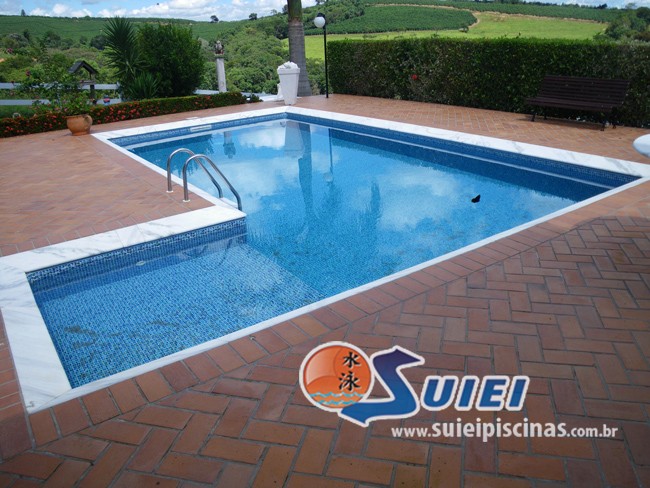 Suiei Piscinas