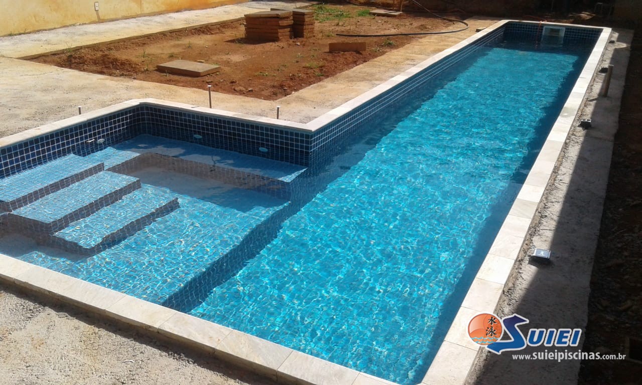 Suiei Piscinas