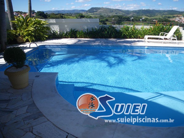 Suiei Piscinas