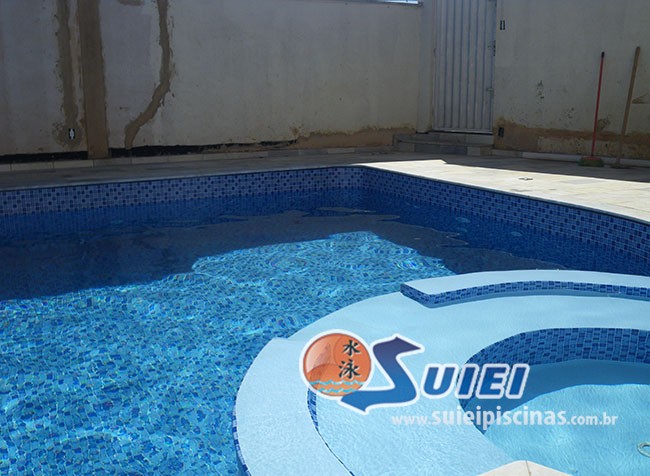 Suiei Piscinas