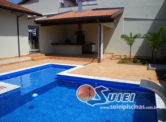 Suiei Piscinas