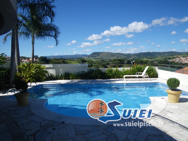 Suiei Piscinas