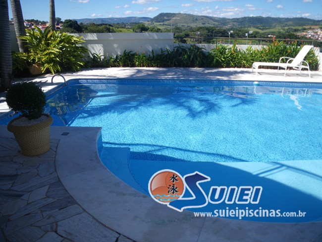 Suiei Piscinas